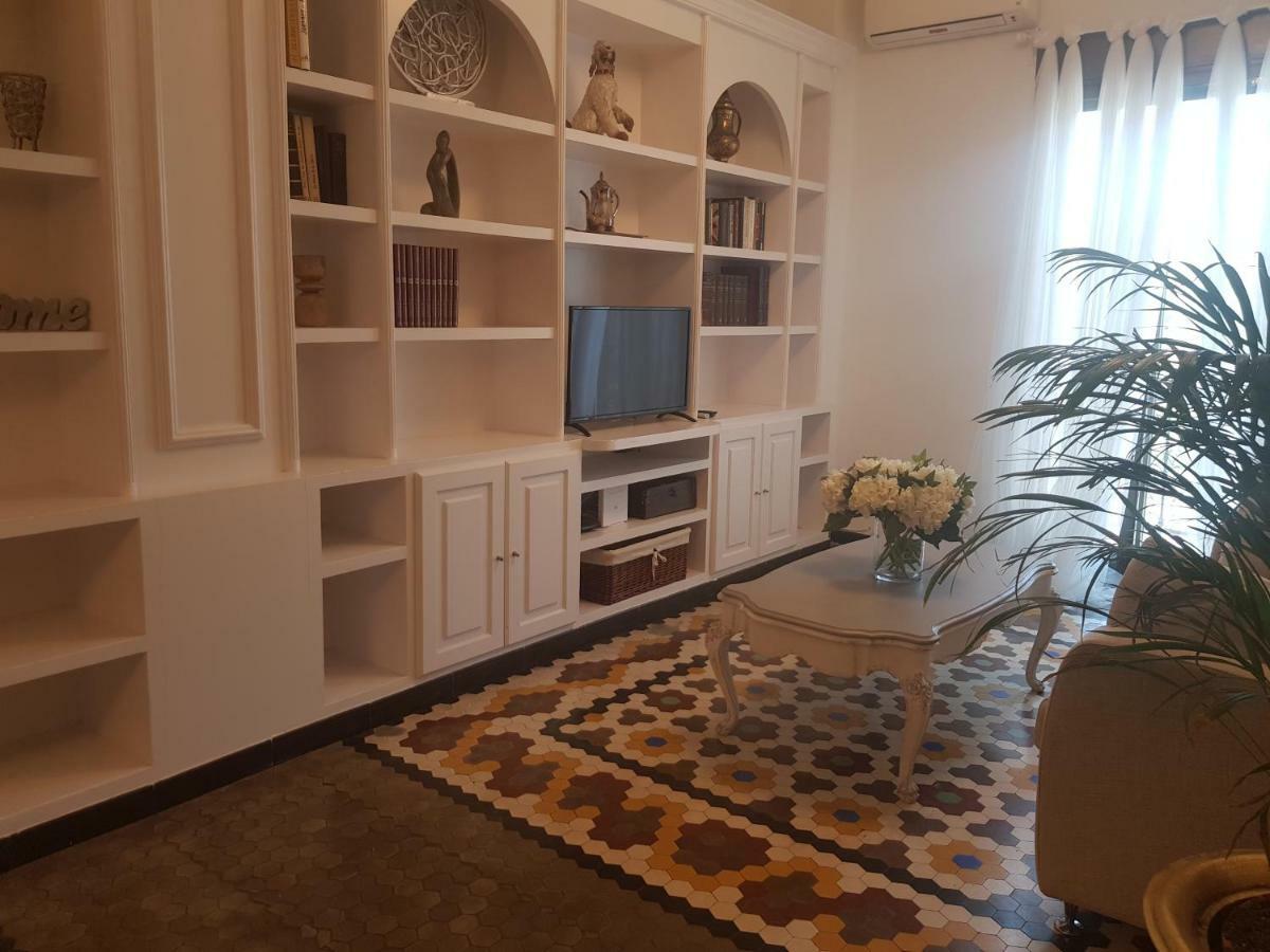 Domus Valencia Apartamentos Centro Frente A Torres De Serrano ภายนอก รูปภาพ